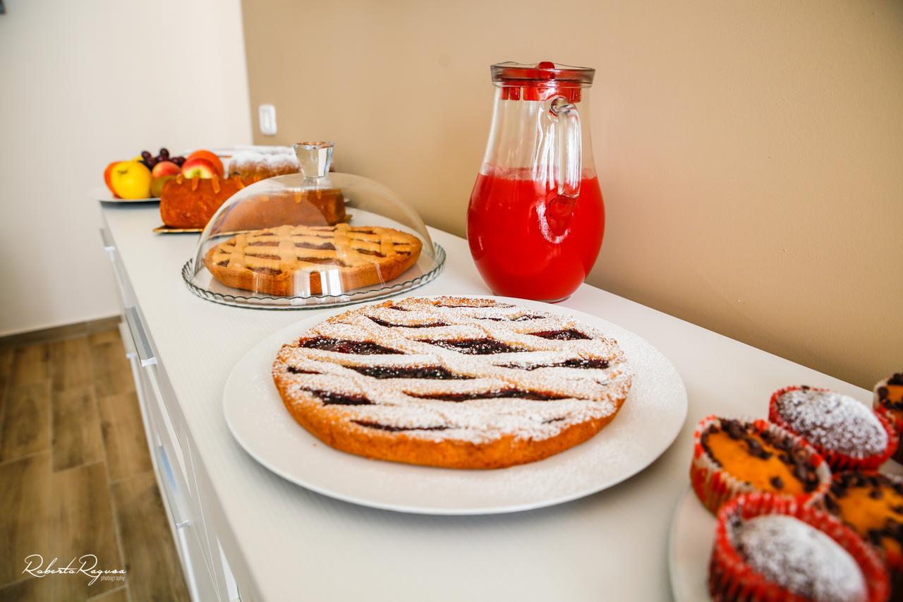 Acomodação com café da manhã  Quinto Stabile Rooms&suite 3*